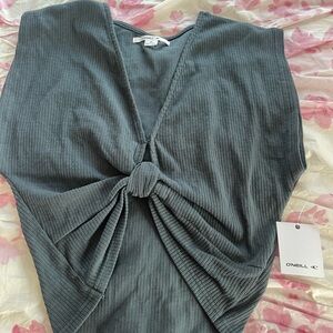 O'Neill Gray Sleeveless Ribbed Tie Front Blouse